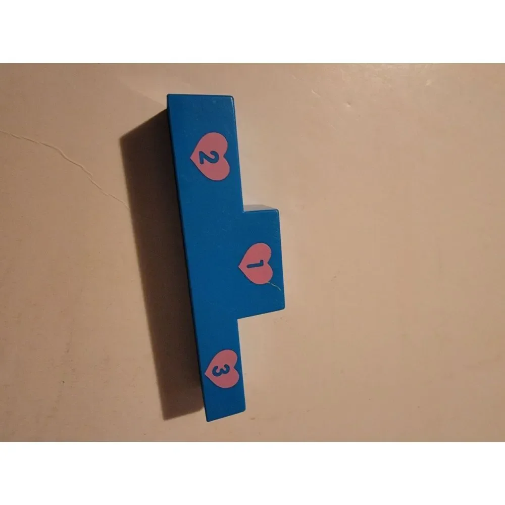 Puppy In My Pocket Dog Show Stand Vintage 1993 MEG - Blue Pink Hearts 90s Vtg